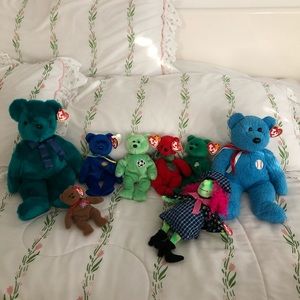Lot of 8 Teddy Bear Beanie Babies and a Witch